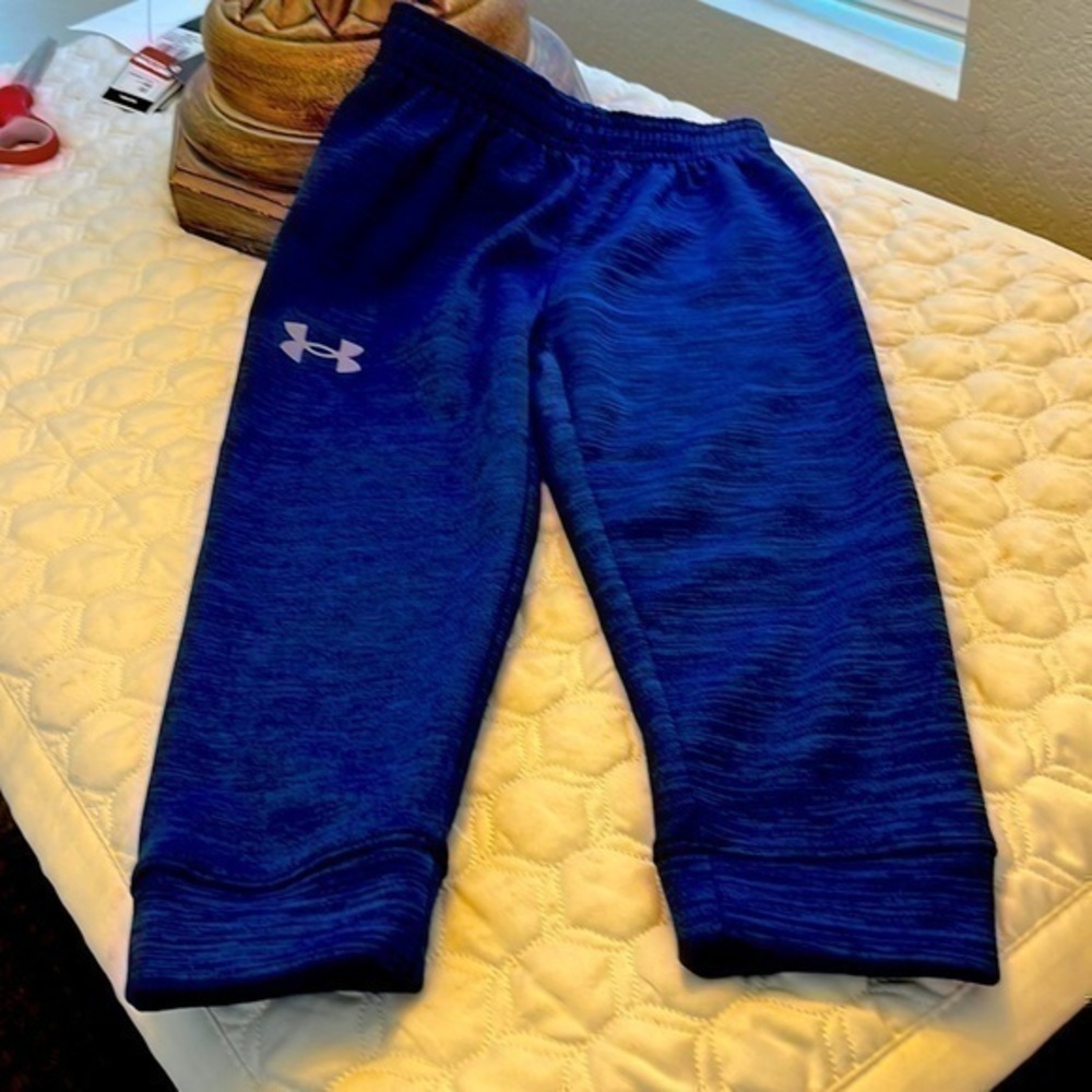 Under Armour blue sweatpants size 2T boys NWOT